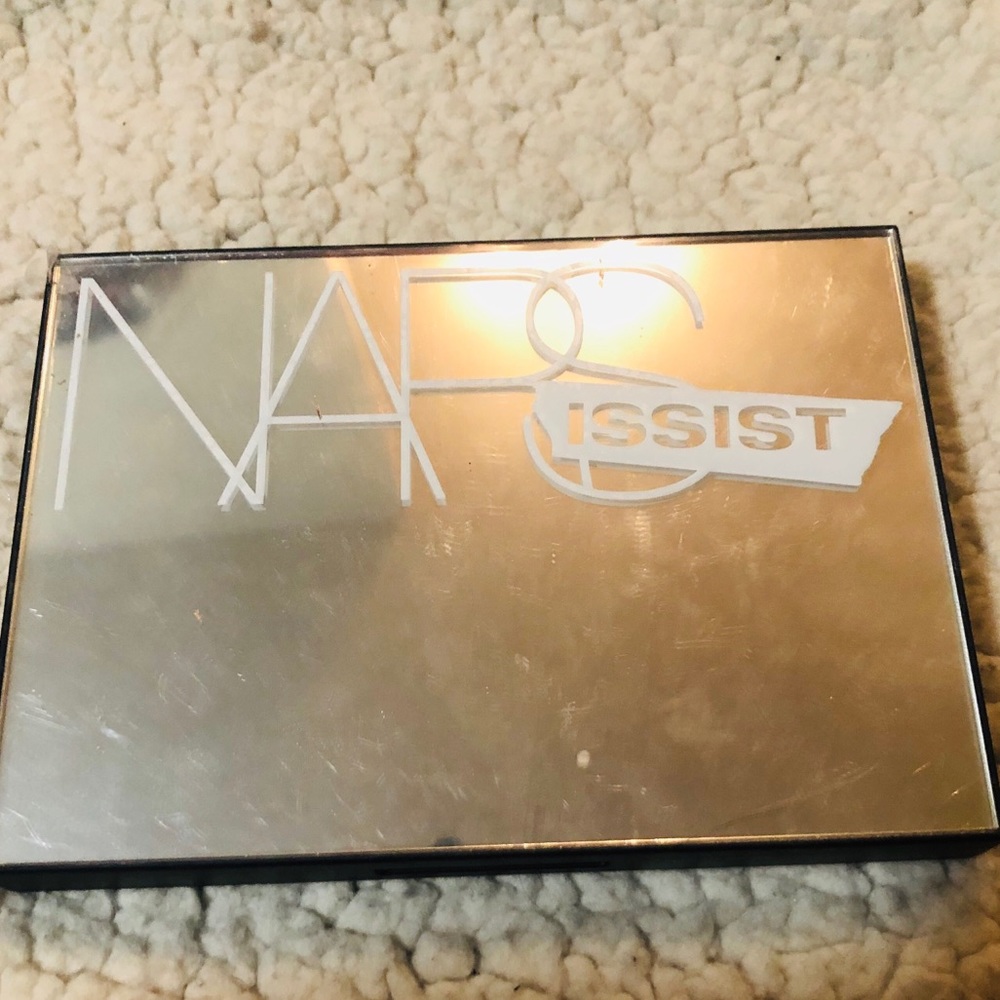 NARS L'AMOUR, TOUJOURS L'AMOUR EYESHADOW PALETTE